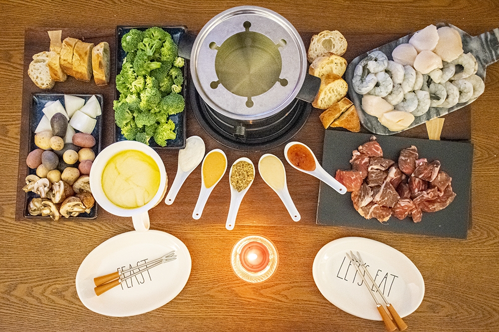 vintage fondue night
